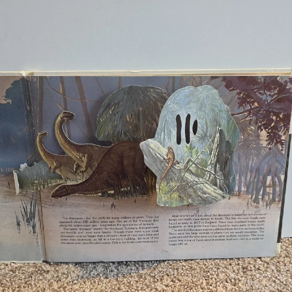 Vintage Pop Up Book - Dinosaurs A Lost World Pop-Up Book